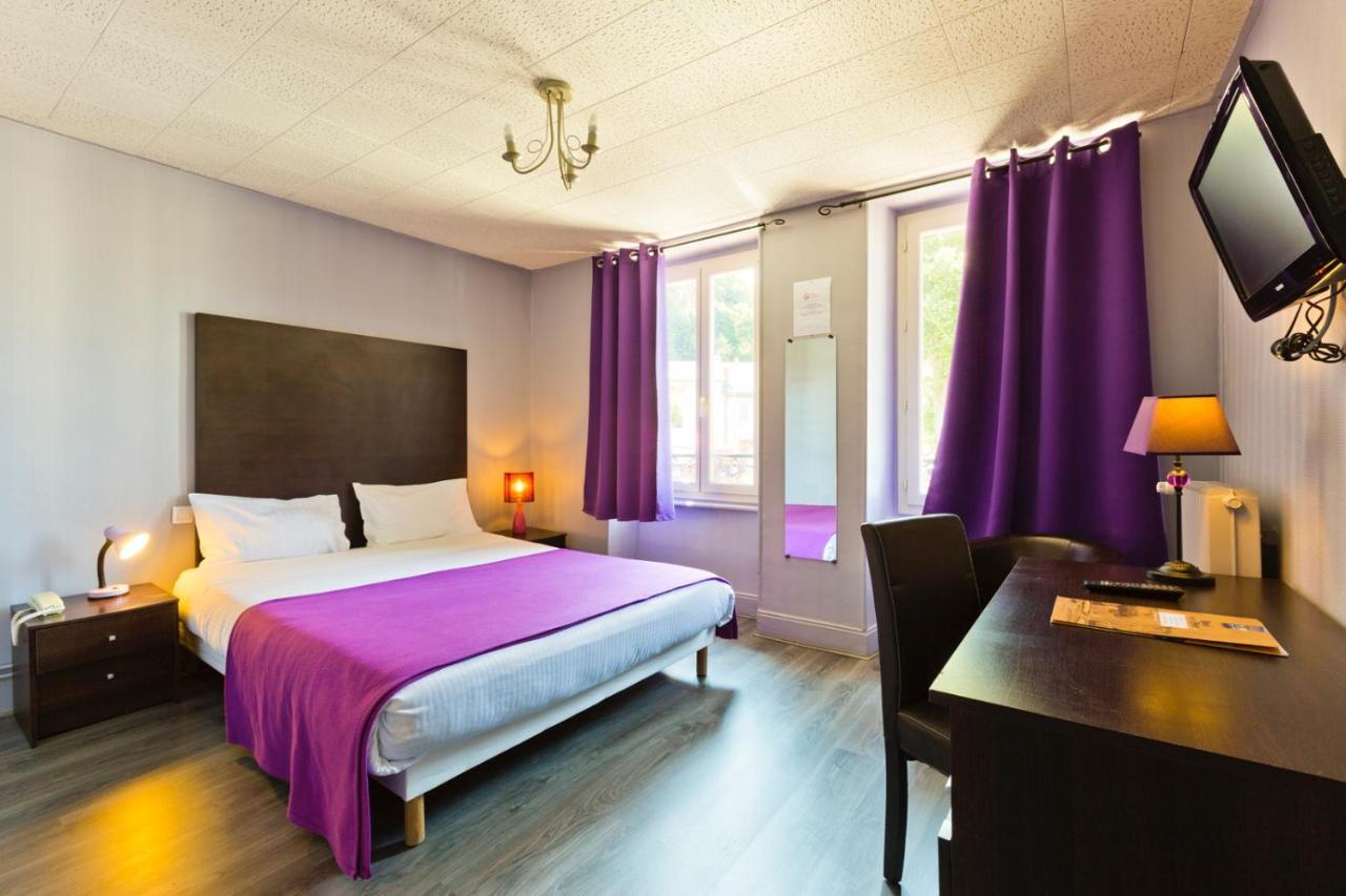 Logis Hotel Restaurant De La Poste Pontgibaud Zewnętrze zdjęcie
